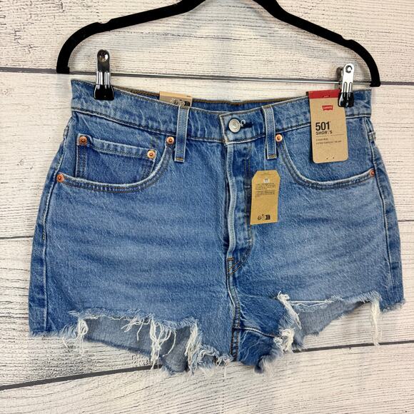 Levi's Women's 501 Medium Wash High Waisted Denim Shorts Size 30 - Picture 2 of 9